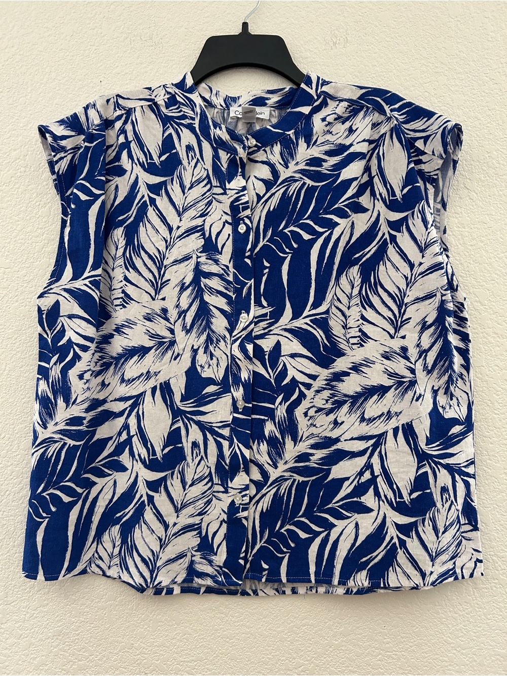 Calvin Klein Blue & White Leaf-Print Cap Sleeve Blouse